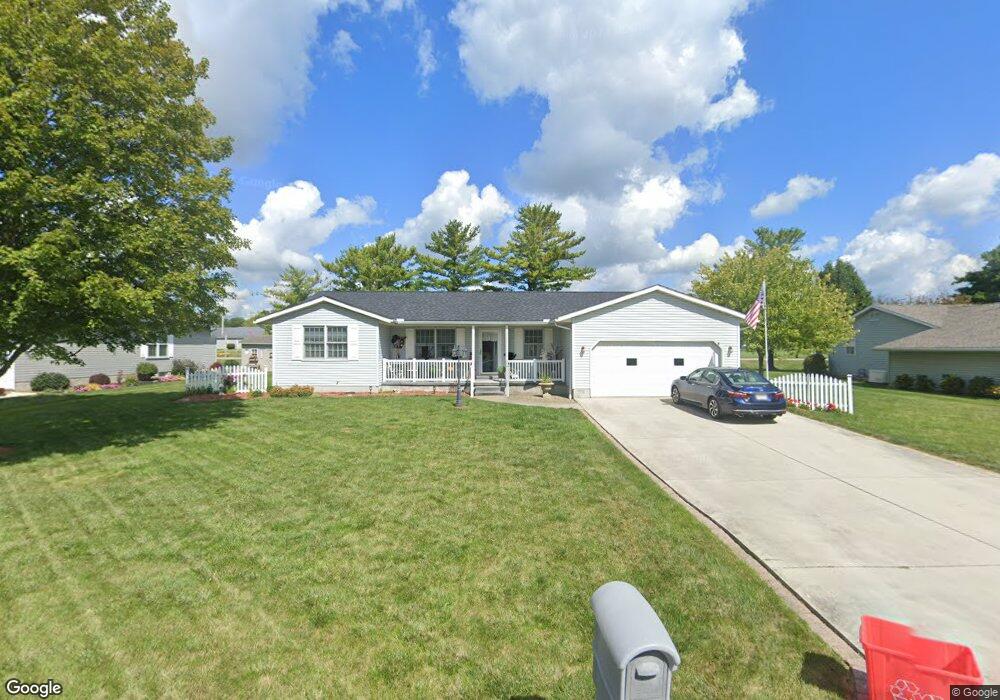 560 Sunset Dr, Upper Sandusky, OH 43351 - photo 1