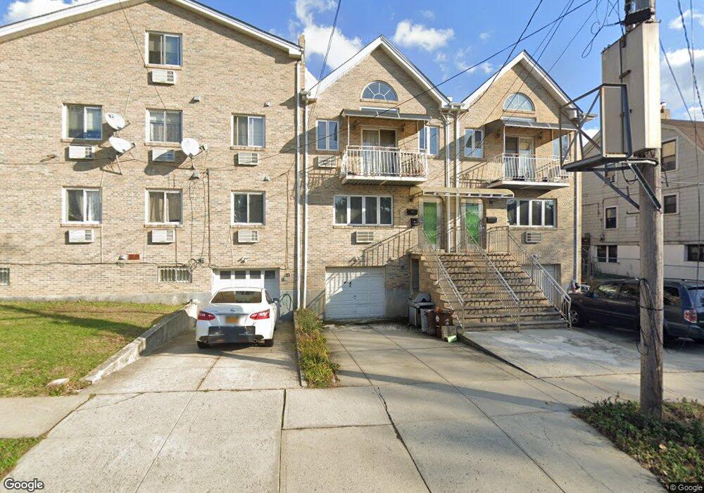 4505 158th St, Flushing, NY 11358 - photo 1