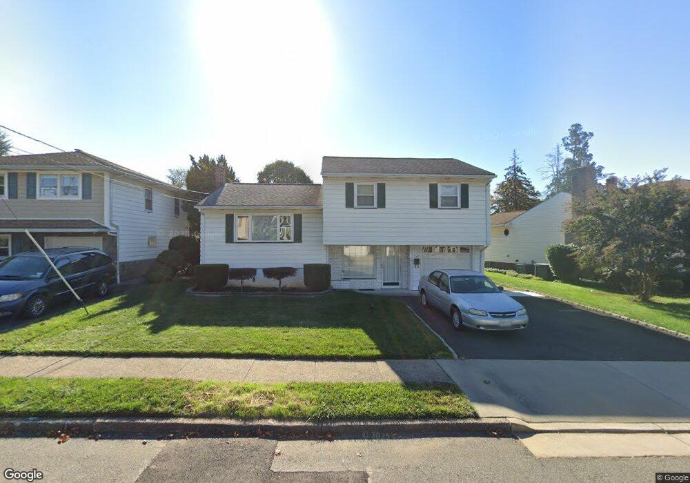 709 Riverbend Rd, Linden, NJ 07036 - photo 1