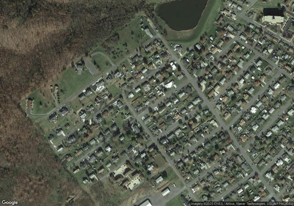 1450 Beacon St, Keyser, WV 26726 - photo 1