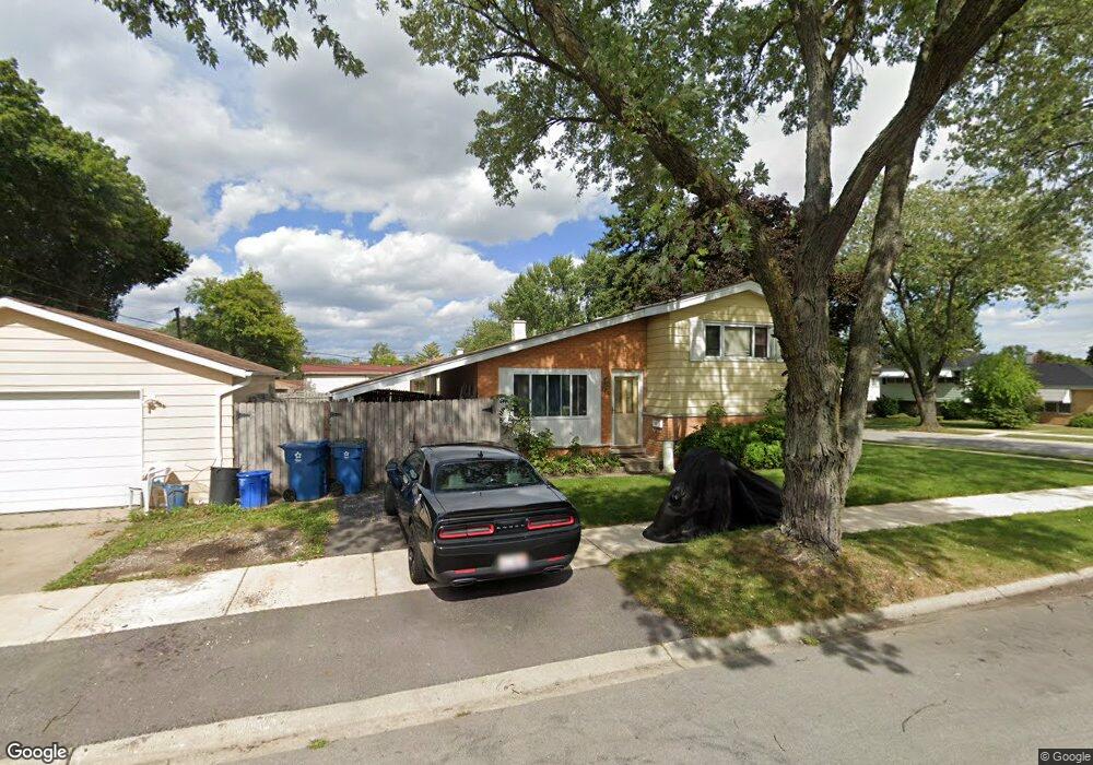 710 N Craig Place, Addison, IL 60101 - photo 1