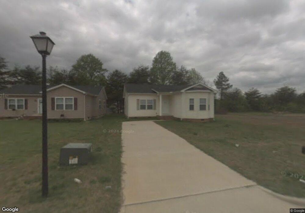 336 Vernon Ln, Statesville, NC 28677 - photo 1