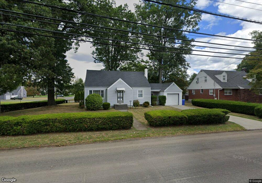 95 W Ridgewood Ave, Paramus, NJ 07652 - photo 1