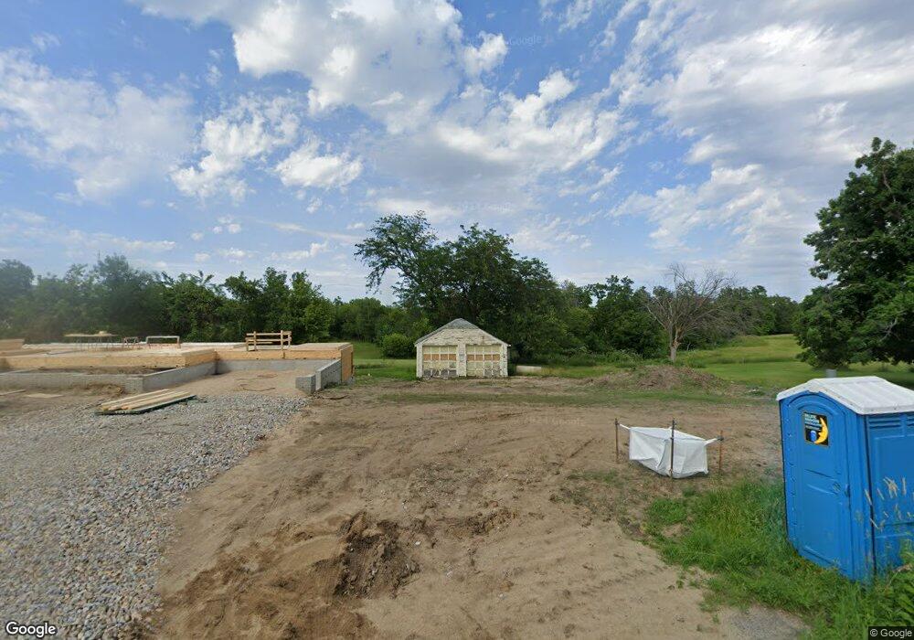 2601 C St SW, Cedar Rapids, IA 52404 - photo 1