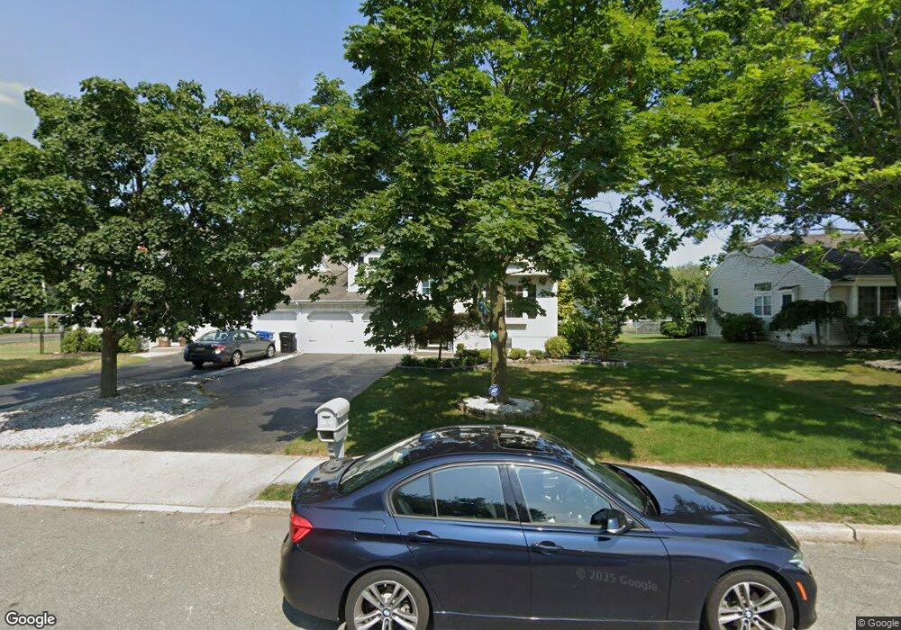 2 Hunters Pointe, North Middletown, NJ 07748 - photo 1