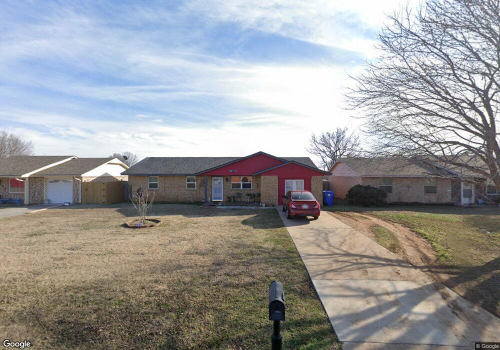 906 W E Ave, Cache, OK 73527 - photo 1