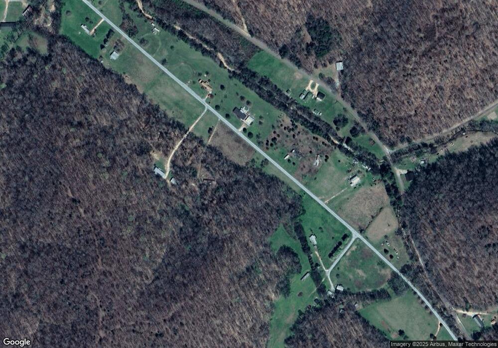 314 Field Dr, Linden, TN 37096 - photo 1