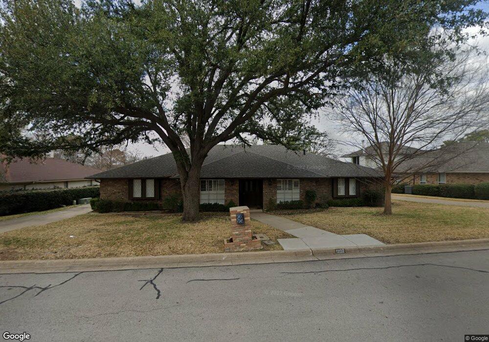 1202 Crowley Rd, Arlington, TX 76012 - photo 1