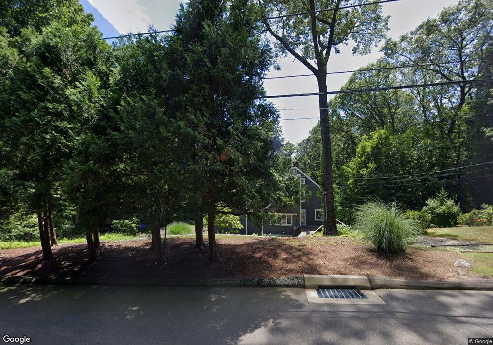 108 Linsley Lake Rd, North Branford, CT 06471 - photo 1