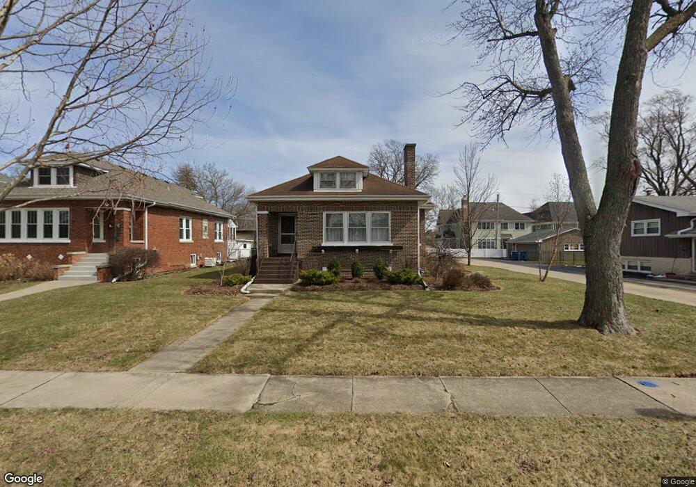 671 S Fairview Ave, Elmhurst, IL 60126 - photo 1