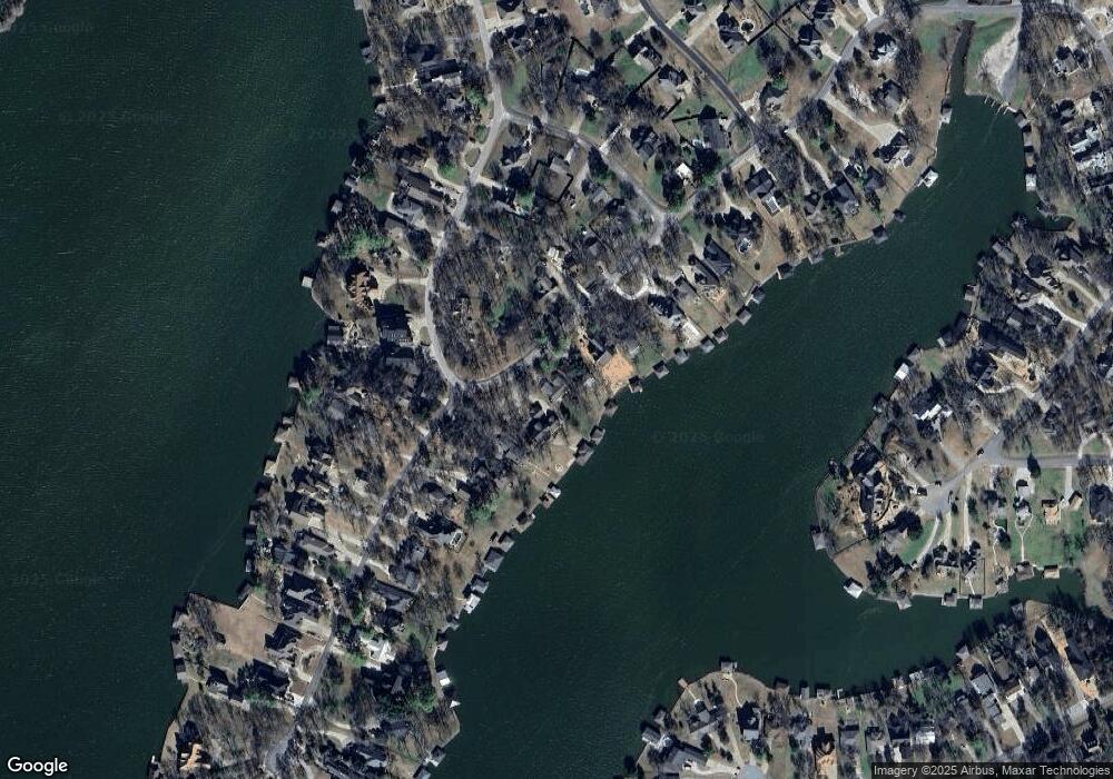 914 Kiowa Dr E, Gainesville, TX 76240 - photo 1