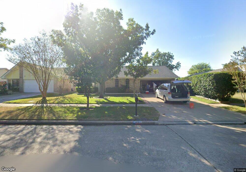 8511 Twisting Vine Ln, Houston, TX 77040 - photo 1