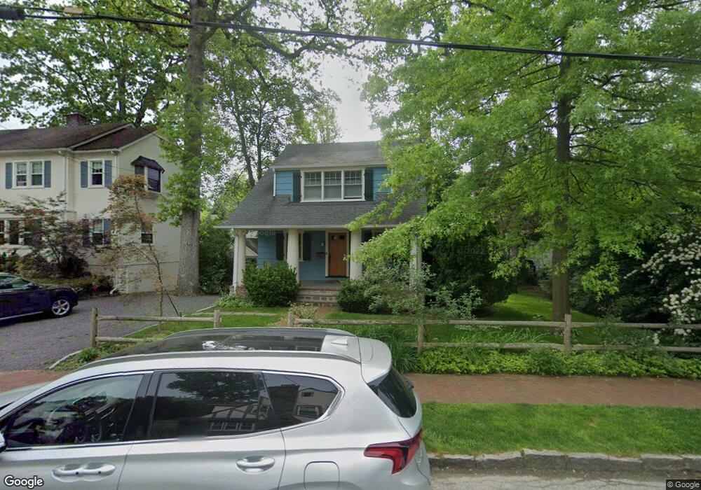 62 Walbrooke Rd, Scarsdale, NY 10583 - photo 1