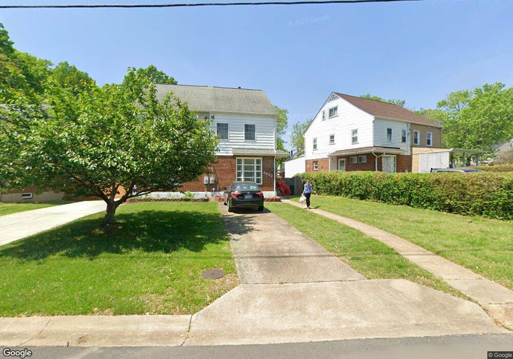 6902 Kenyon Dr, Alexandria, VA 22307 - photo 1