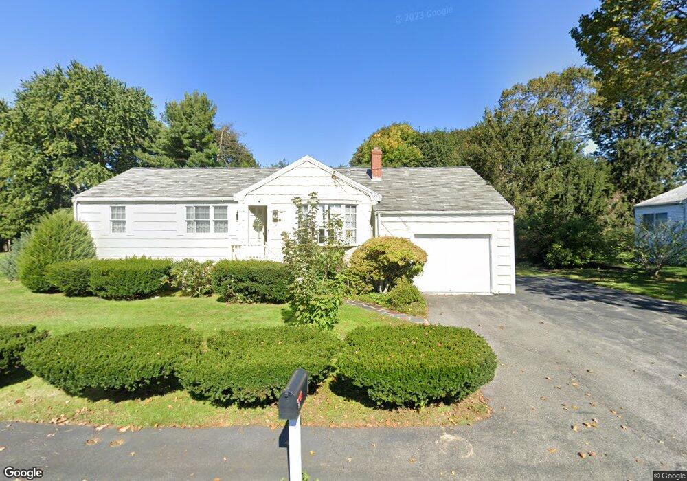9 Manomet Rd, Woburn, MA 01801 - photo 1