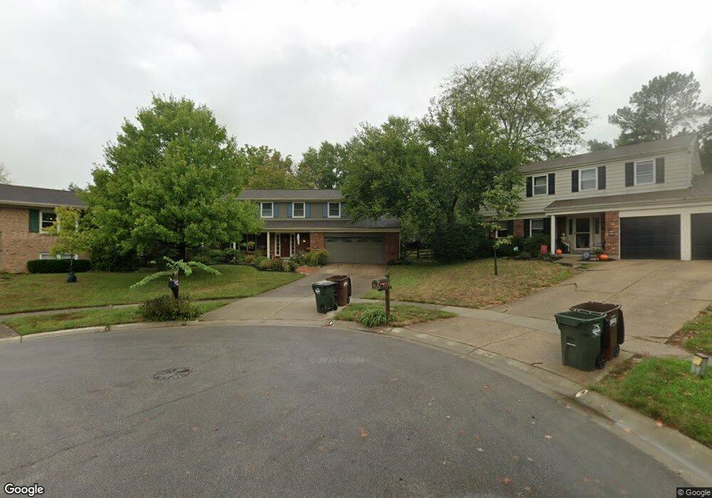 1829 Stonehouse Ln, Cincinnati, OH 45255 - photo 1