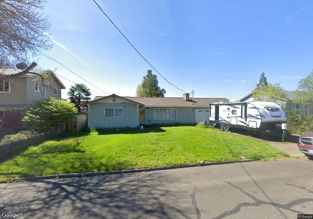 106 Kings Way, Central Point, OR 97502 - photo 1