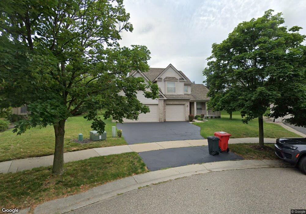 7537 Acorn Hill Ct, West Bloomfield, MI 48323 - photo 1