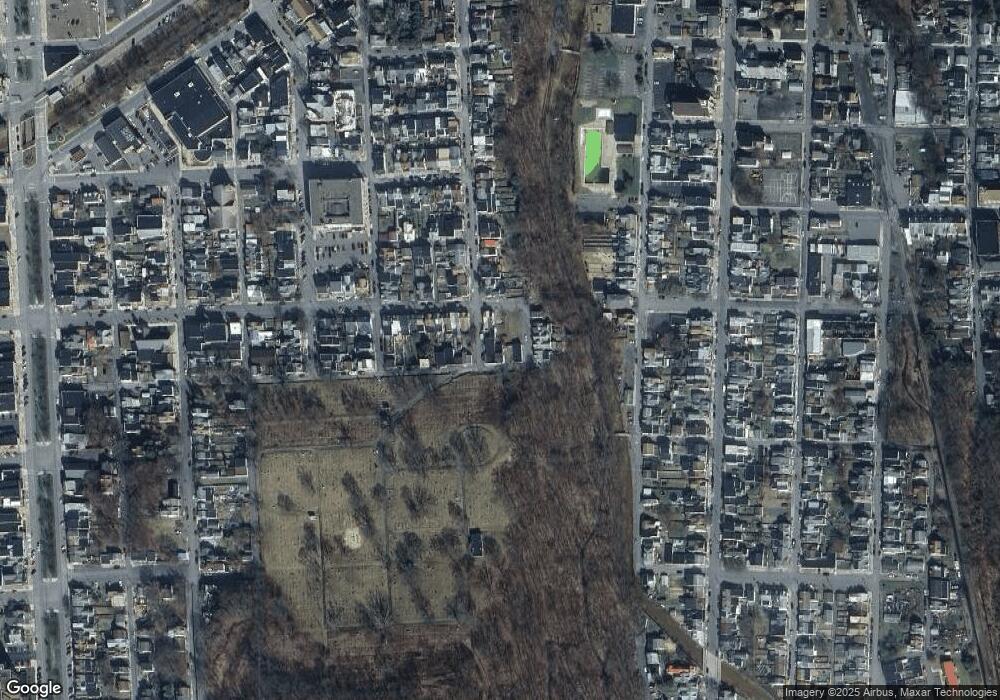 207 E High St, Shamokin, PA 17872 - photo 1