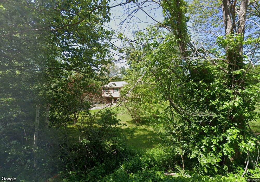 154 Main St, Sandown, NH 03873 - photo 1