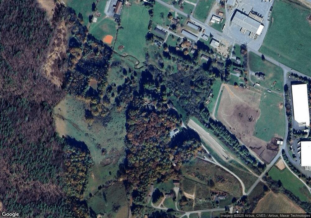 369 Lakeview Dr, Deep Gap, NC 28618 - photo 1