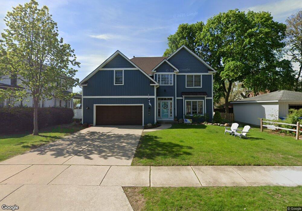 1010 E Jefferson Ave, Wheaton, IL 60187 - photo 1