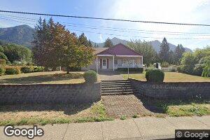 620 SE Forest Ln, Cascade Locks, OR 97014