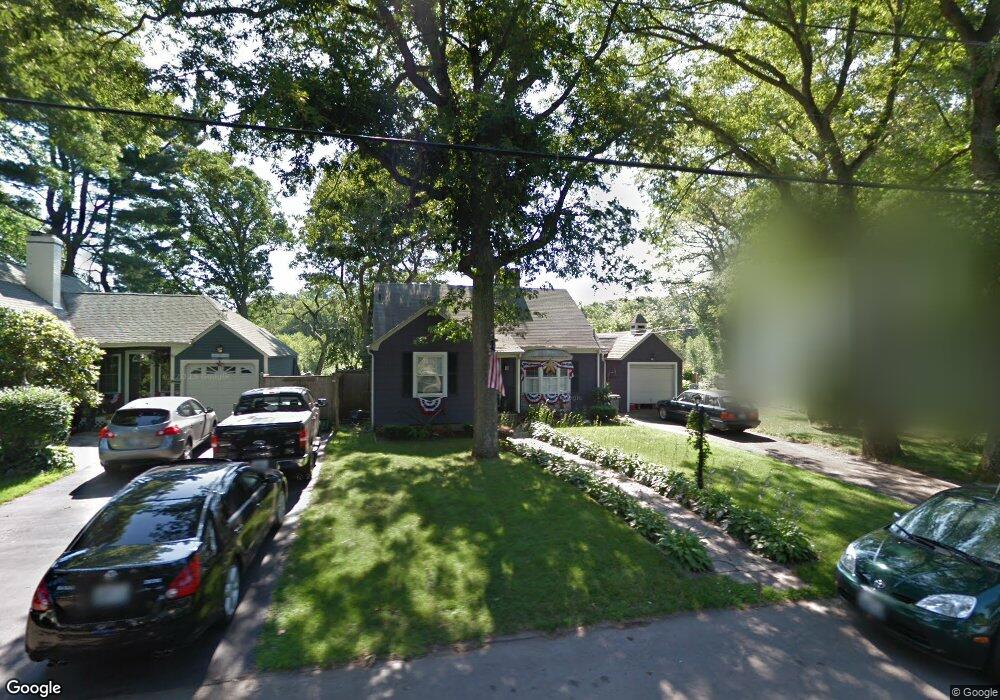 97 Pinecrest Dr, Pawtucket, RI 02861 - photo 1