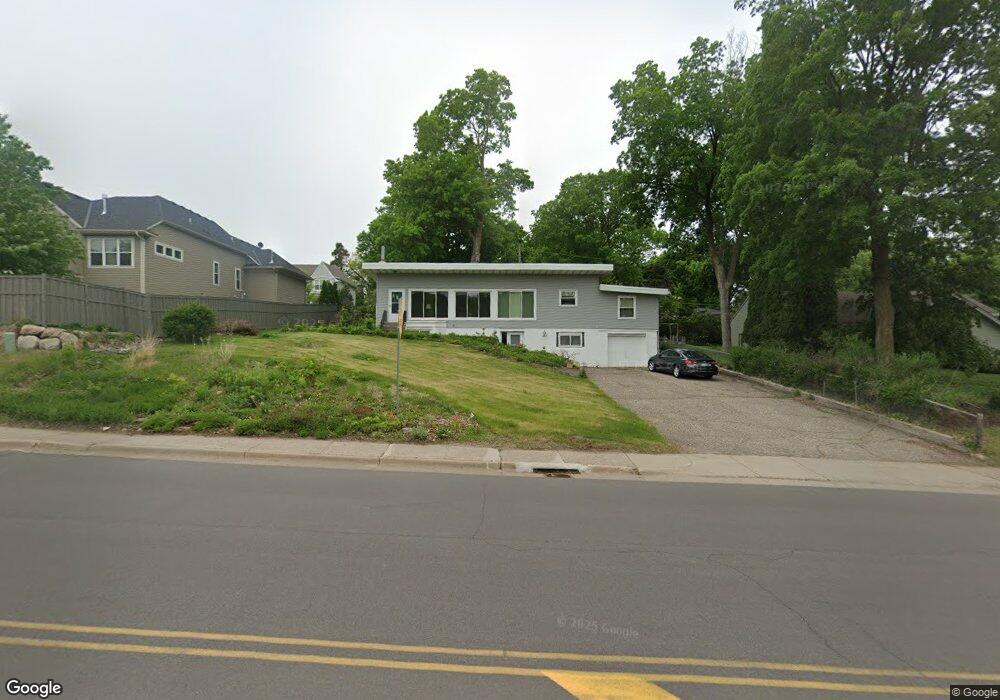 223 Central Ave N, Wayzata, MN 55391 - photo 1