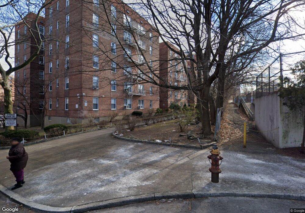 Valentine Gardens Cooperative unit 1J, Yonkers, NY 10705 - photo 1