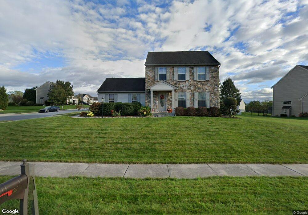 1821 Creek View Dr, Palmyra, PA 17078 - photo 1