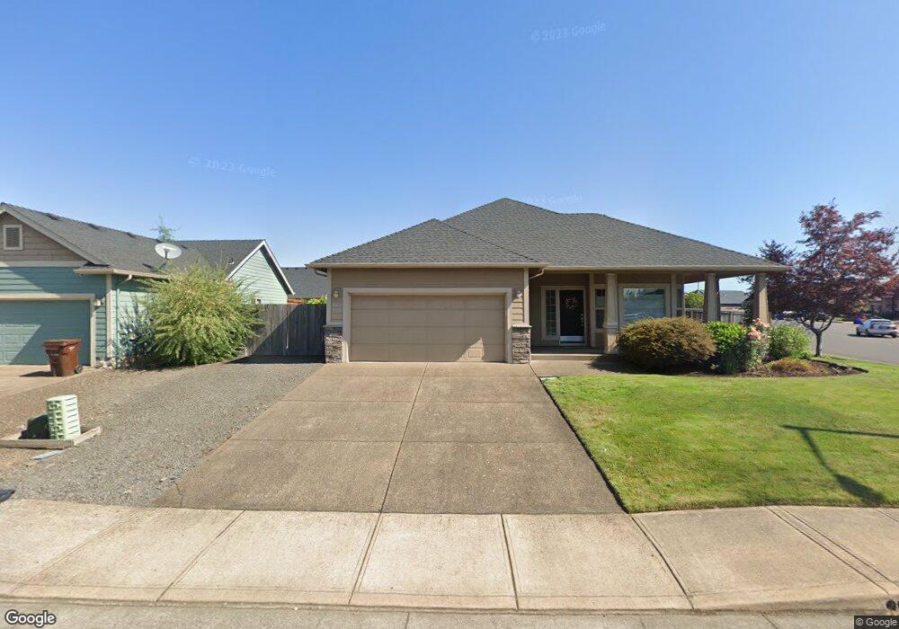 735 Meadowlawn Place, Molalla, OR 97038 - photo 1