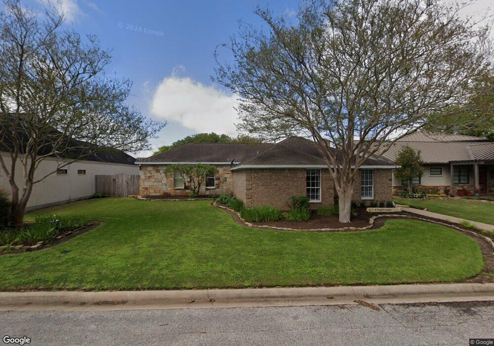 10 Valhalla Dr, Bay City, TX 77414 - photo 1