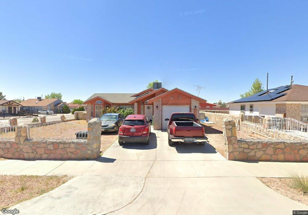 325 Crocker Dr, Horizon City, TX 79928 - photo 1