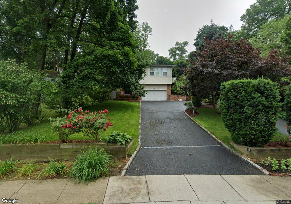 16 Crescent Rd, Great Neck, NY 11021 - photo 1