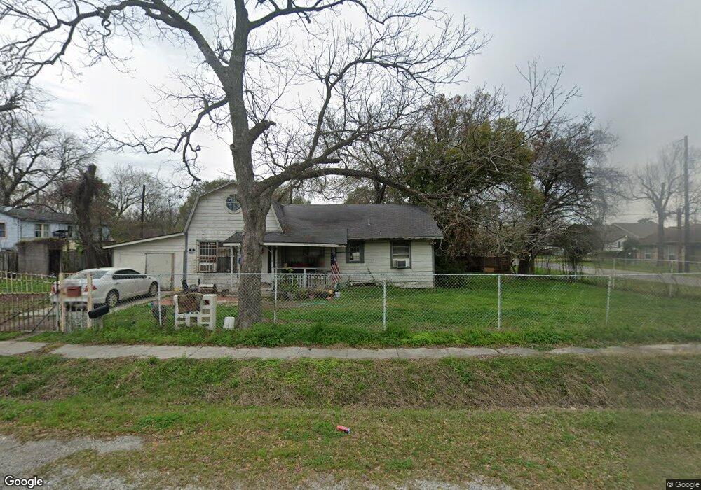 525 Eubanks St, Houston, TX 77022 - photo 1