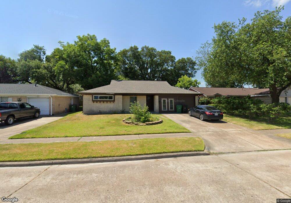 1207 Helms Rd, Houston, TX 77088 - photo 1