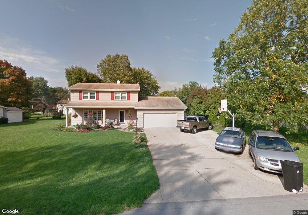 52717 E Cypress Cir, South Bend, IN 46637 - photo 1