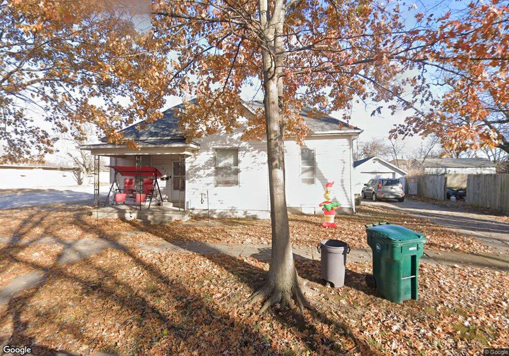 423 N 27th St, Parsons, KS 67357 - photo 1