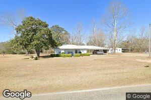 818 Ticknor Rd, Doerun, GA 31744