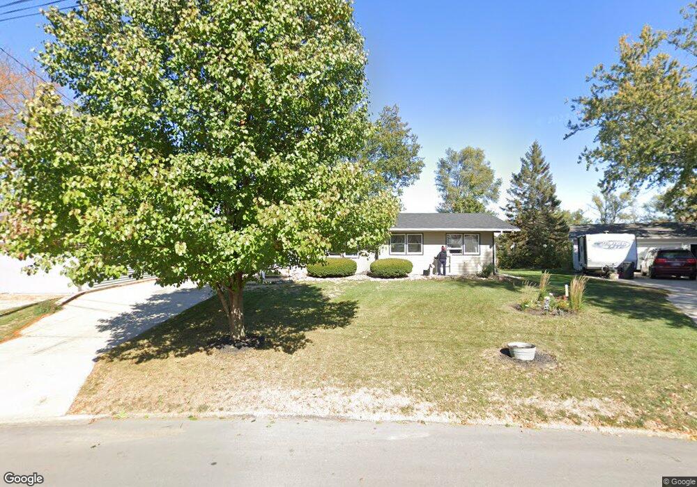 1410 S 6th Ave E, Newton, IA 50208 - photo 1