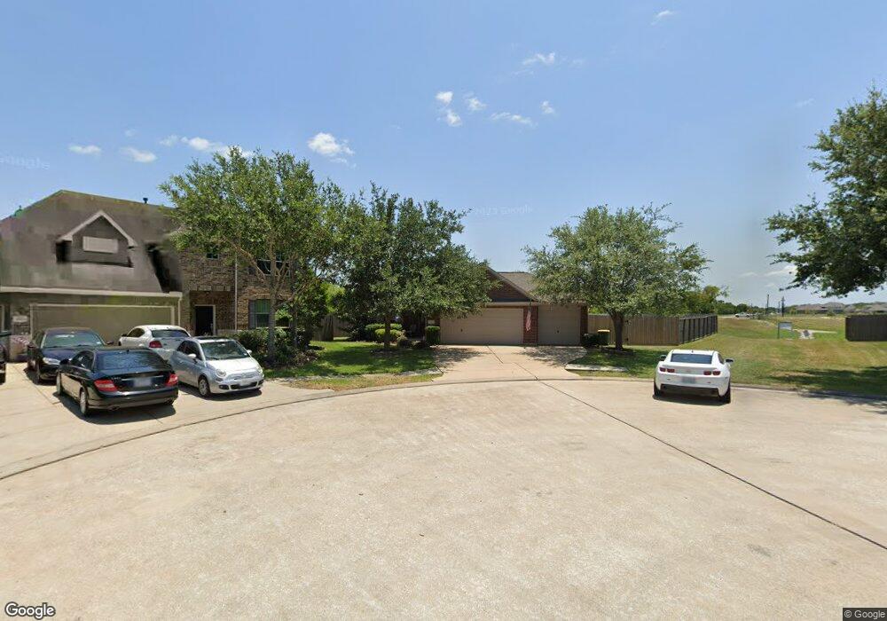 4502 Cedar Hill Dr, Pearland, TX 77584 - photo 1