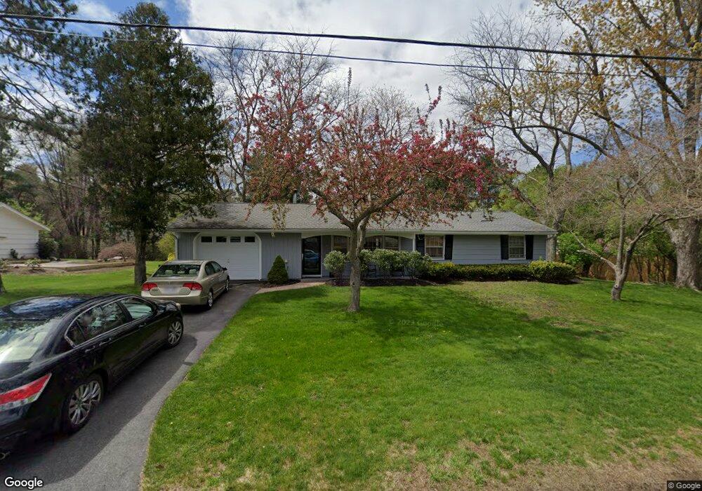 42 Eisenhower Rd, Framingham, MA 01701 - photo 1