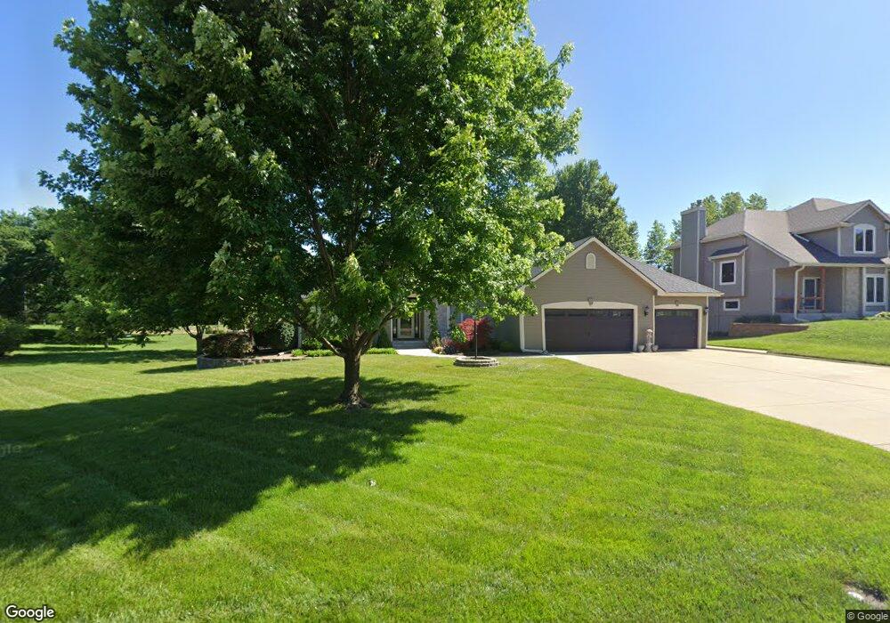 7241 SW Falcon St, Topeka, KS 66610 - photo 1