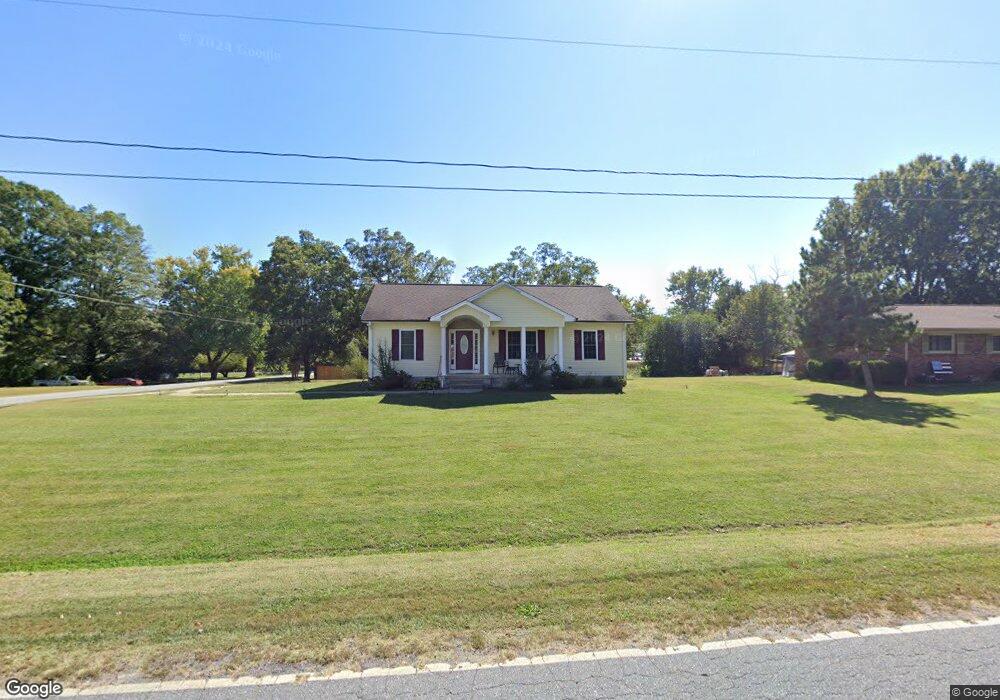 127 E Debbie Ln, Statesville, NC 28625 - photo 1