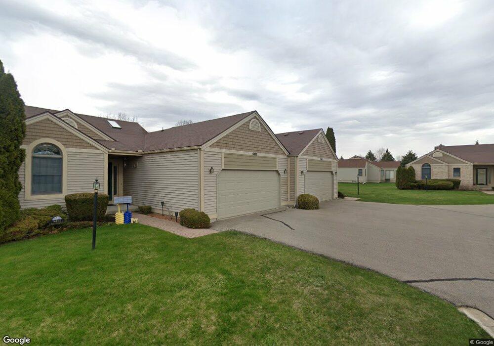 9411 Blue Spruce Ct unit 53, Davison, MI 48423 - photo 1