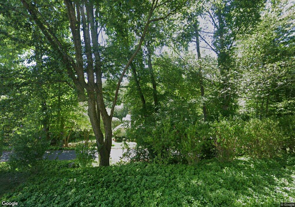 107 Woodridge Cir, New Canaan, CT 06840 - photo 1