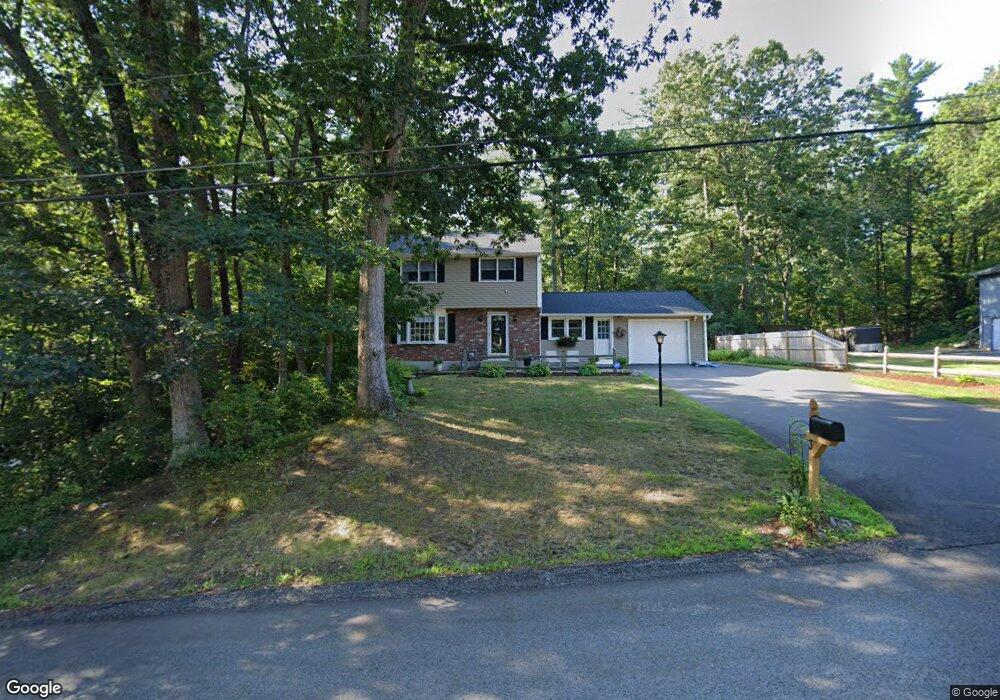 31 Pemberton Rd, Nashua, NH 03063 - photo 1