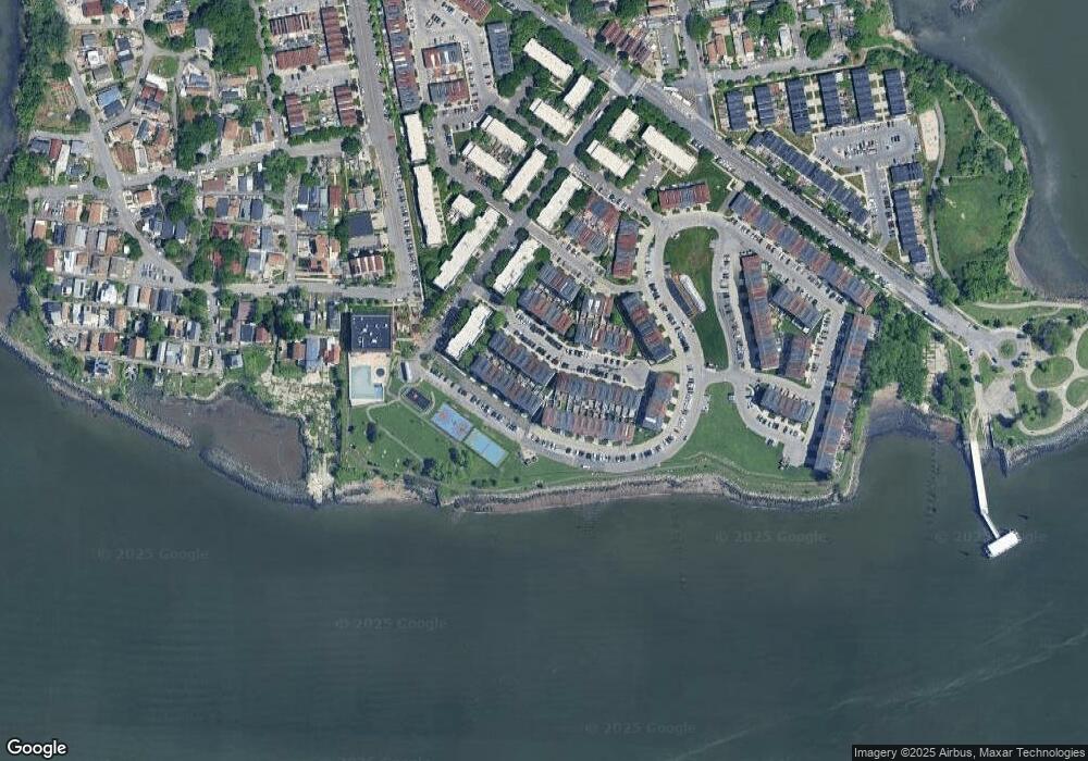 103 Beacon Ln unit 192B, Bronx, NY 10473 - photo 1