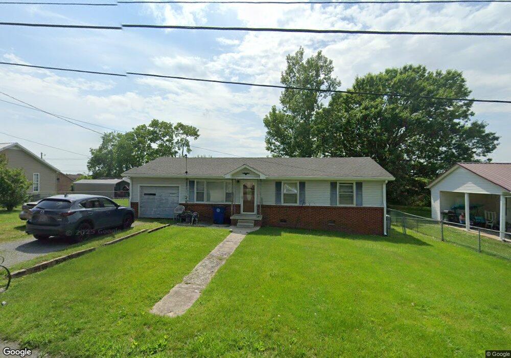 1703 Gordon Rd, Shelbyville, TN 37160 - photo 1